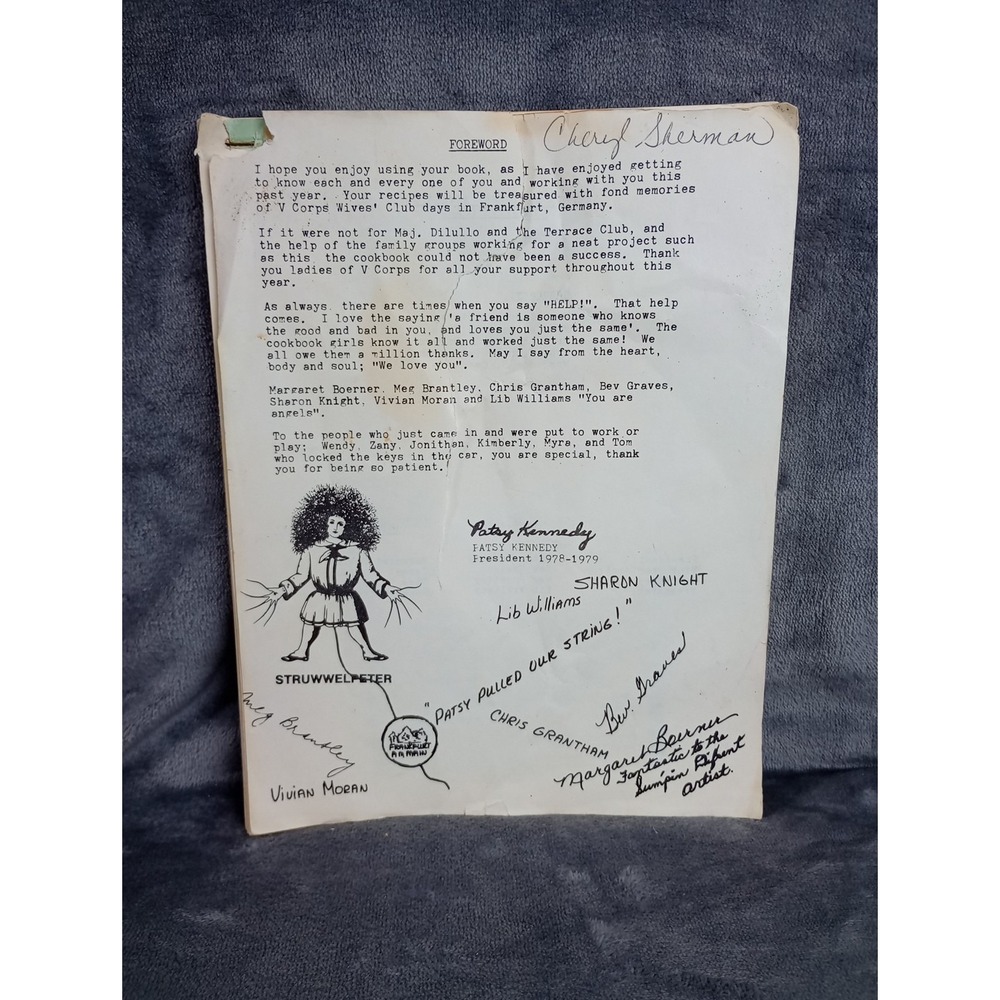 V Corps Wives Club Frankfurt, Germany Cookbook 1979 Terrace Club US‎ Army